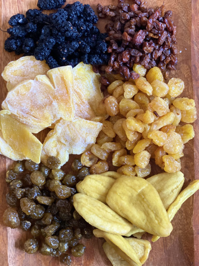 Набор из вяленых фруктов и ягод 1 набор Набор из вяленых фруктов и ягод 1 набор